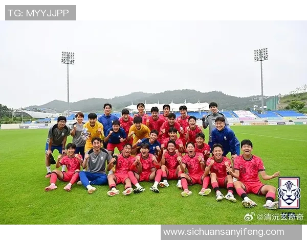 足球明星与中国的友谊之路：哪些球员积极推动中外文化交流