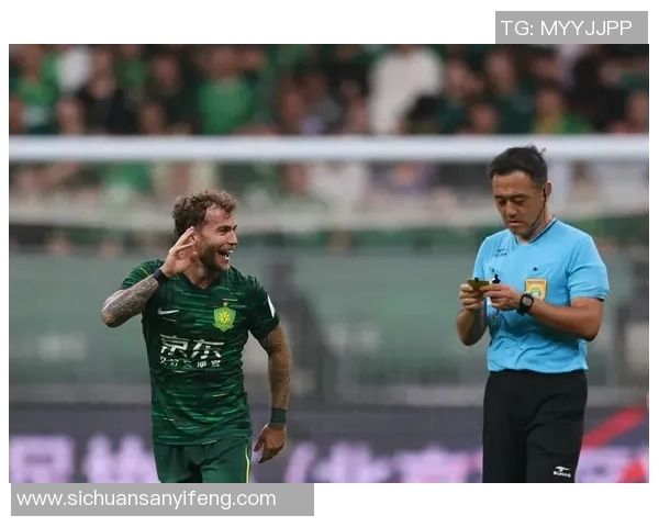 足球明星是否已经离开中国足坛引发了球迷们的热议与关注 足球明星是否已经离开中国足坛引发了球迷们的热议与关注